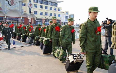 这20名进藏义务兵,是从全市1万多名应征青年中