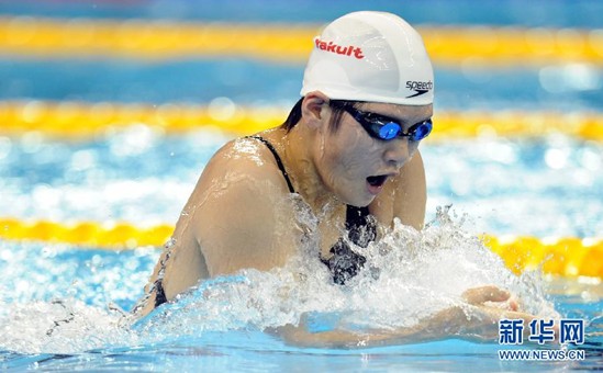 Ҷʫ�Ķ�200�׻��Ӿ����