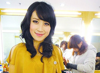 ƹ����Ů������˻�