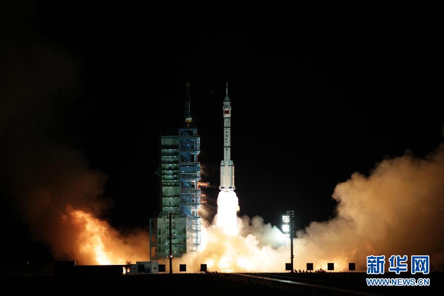 ���۰˺ŷɴ���������