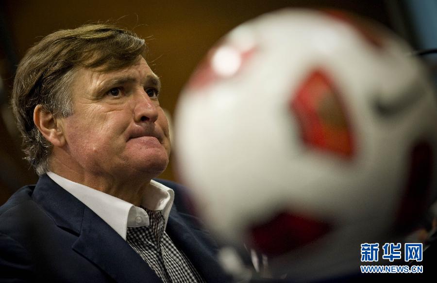 �й���4��0��ʤ�¼��¶�