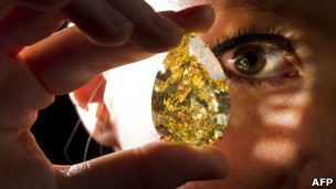 ��ɫ��ʯ��Ʒ