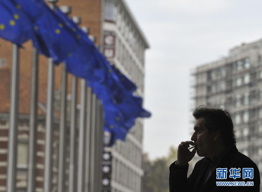 ���̶�����������Ϩ��