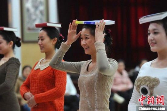 ͷ���鱾������